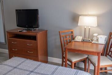 هتل All Seasons Resort, Trademark Collection By Wyndham