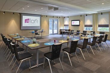 ホテル Aloft Vaughan Mills