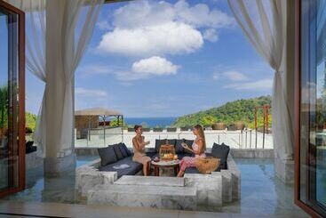 هتل Avista Hideaway Phuket Patong   Mgallery