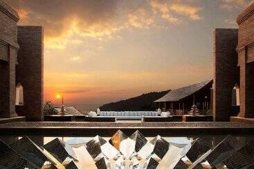 هتل Avista Hideaway Phuket Patong   Mgallery