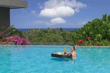 هتل Avista Hideaway Phuket Patong   Mgallery
