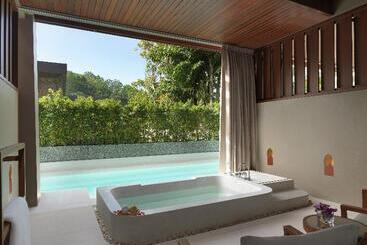 هتل Avista Hideaway Phuket Patong   Mgallery