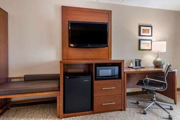 هتل Comfort Inn Airport