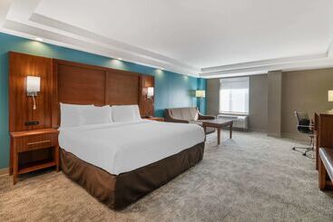 هتل Comfort Inn Airport