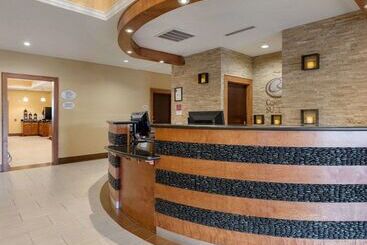 هتل Comfort Suites At Katy Mills
