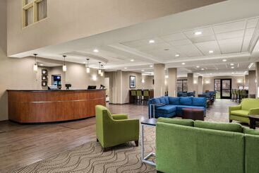 هتل Comfort Suites Hummelstown  Hershey
