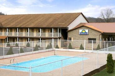 فندق Days Inn By Wyndham Huntington