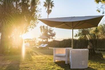 هتل De Zeekoe Guest Farm