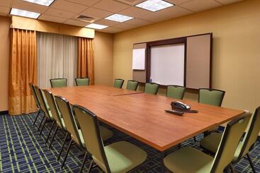 هتل Fairfield Inn And Suites By Marriott Laramie