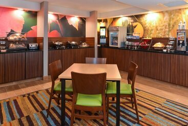 هتل Fairfield Inn & Suites By Marriott Lexington Georgetown/college Inn