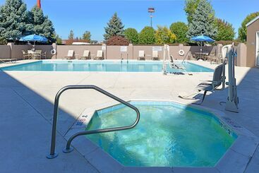 هتل Fairfield Inn & Suites By Marriott Lexington Georgetown/college Inn