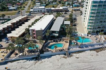 هتل Flamingo Inn Beachfront