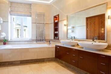 Grand Hotel Vilnius, Curio Collection By Hilton