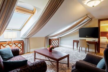 Grand Hotel Vilnius, Curio Collection By Hilton