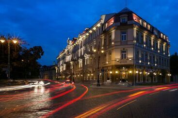 Grand Hotel Vilnius, Curio Collection By Hilton