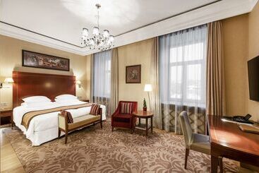 Grand Hotel Vilnius, Curio Collection By Hilton