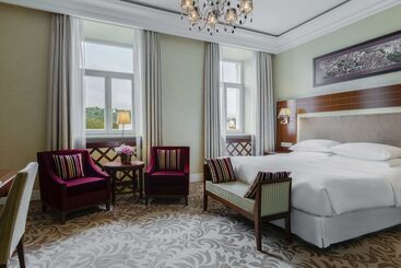 Grand Hotel Vilnius, Curio Collection By Hilton