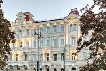 Grand Hotel Vilnius, Curio Collection By Hilton