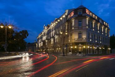 Grand Hotel Vilnius, Curio Collection By Hilton