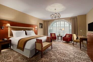 Grand Hotel Vilnius, Curio Collection By Hilton