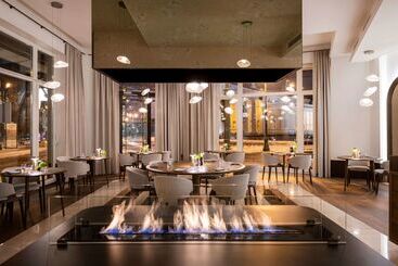 Grand Hotel Vilnius, Curio Collection By Hilton