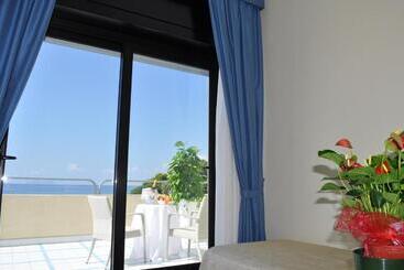 Grand Hotel La Playa