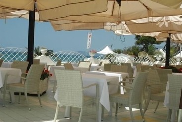 Grand Hotel La Playa