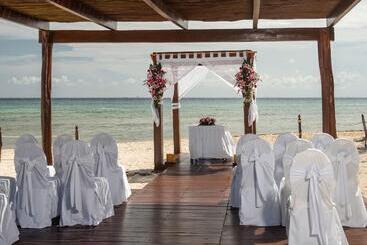 هتل Grand Riviera Princess - All Inclusive