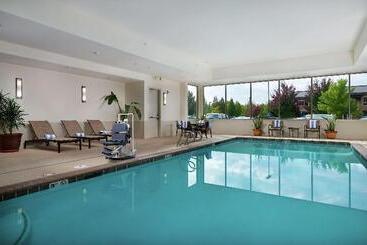 هتل Hampton Inn & Suites Salem, Or