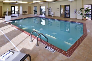 هتل Hampton Inn Harrison