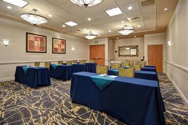 هتل Hilton Garden Inn Twin Falls