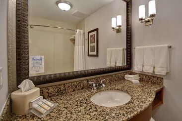 هتل Hilton Garden Inn Twin Falls