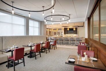 هتل Hilton Garden Inn Tyler