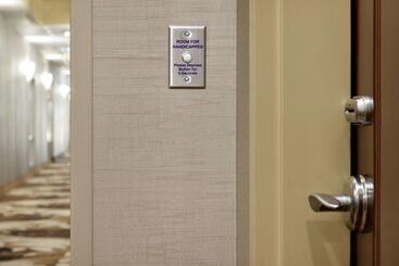 هتل Homewood Suites By Hilton Fort Smith