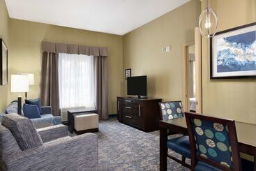 هتل Homewood Suites By Hilton Fort Smith