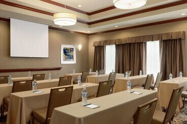 هتل Homewood Suites By Hilton Fort Smith