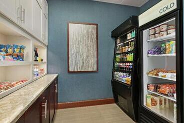 هتل Homewood Suites By Hilton Fort Smith