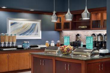 هتل Homewood Suites By Hilton Fort Smith