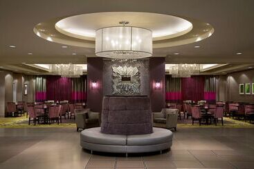 هتل Homewood Suites By Hilton Toronto Vaughan