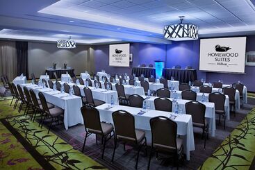 هتل Homewood Suites By Hilton Toronto Vaughan