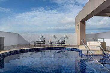 هتل Ibis Styles Ribeirao Preto Maurilio Biagi