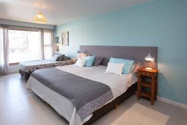 هتل Las Bayas Home Suites