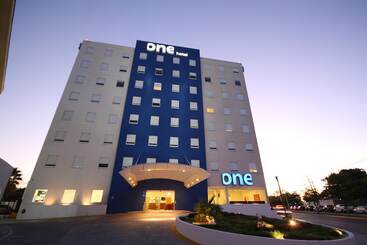 هتل One Ciudad Del Carmen Concordia