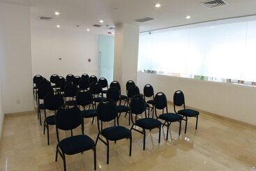 هتل One Culiacan Forum