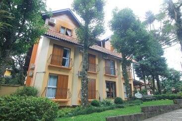 酒店 Pousada Aguia Branca