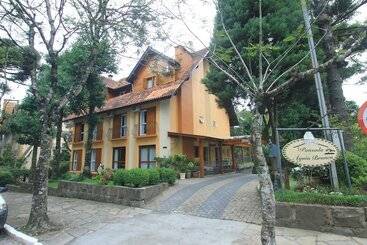 酒店 Pousada Aguia Branca