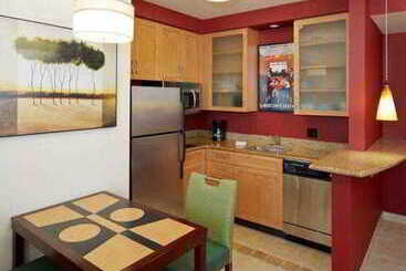 هتل Residence Inn Orlando Lake Mary