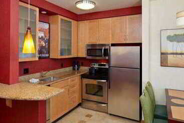 هتل Residence Inn Orlando Lake Mary