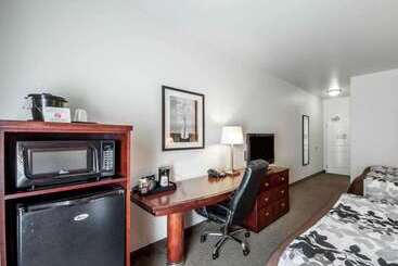 هتل Sleep Inn & Suites Lawton Near Fort Sill