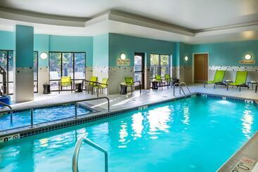 هتل Springhill Suites Hampton
